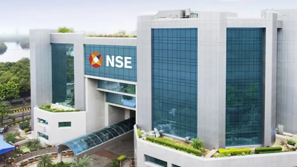 NSE IPO: SBI समेत सरकारी बैंकों और इंश्योरेंस कंपनियों पर होगी पैसों की बारिश, करोड़ों शेयर बेचकर कमाएंगे मोटा मुनाफा